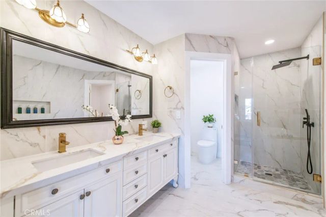 22733 Islamare, Lake Forest, CA 92630