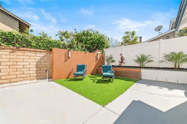 22733 Islamare, Lake Forest, CA 92630