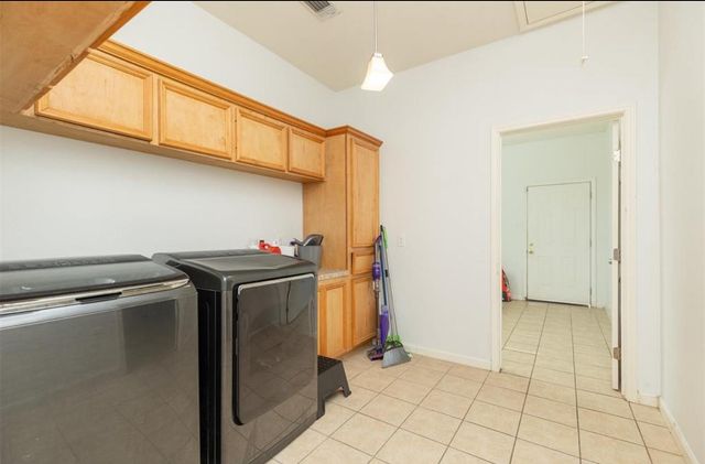 531 Dogwood Street, Houston, TX 77022