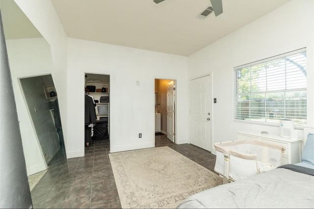 531 Dogwood Street, Houston, TX 77022