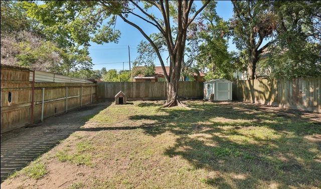 531 Dogwood Street, Houston, TX 77022
