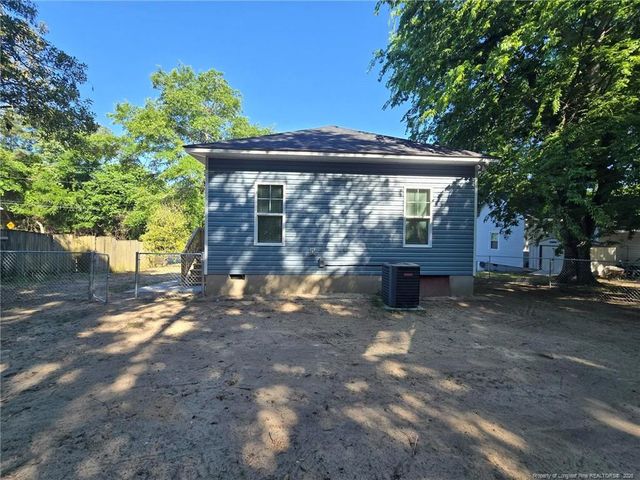 2123 Burnett Avenue, Fayetteville, NC 28306