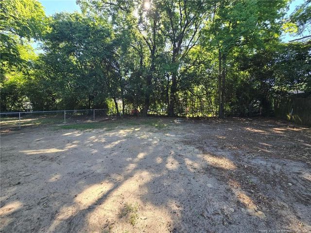 2123 Burnett Avenue, Fayetteville, NC 28306