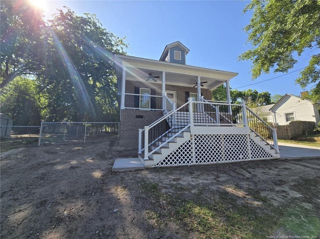 2123 Burnett Avenue, Fayetteville, NC 28306
