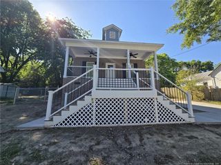2123 Burnett Avenue, Fayetteville, NC 28306