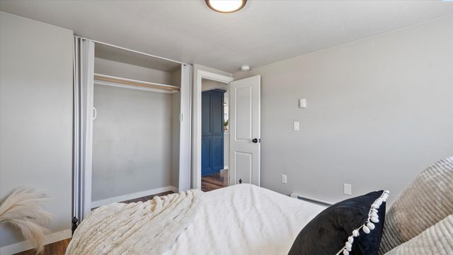 1215 Potter Ave, Richland, WA 99354
