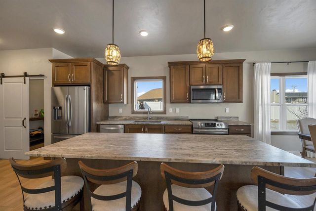 2125 FOX POINT CIRCLE, De Pere, WI 54115