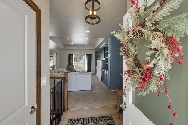 2125 FOX POINT CIRCLE, De Pere, WI 54115