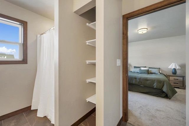 2125 FOX POINT CIRCLE, De Pere, WI 54115