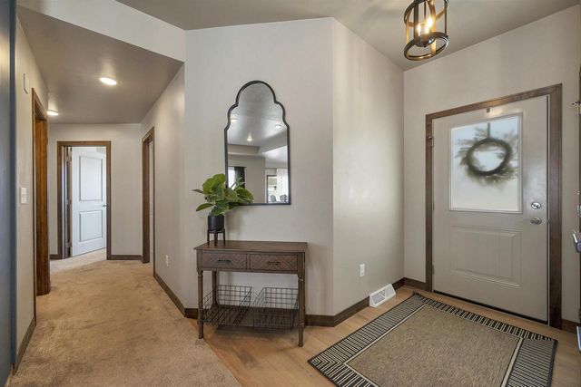 2125 FOX POINT CIRCLE, De Pere, WI 54115