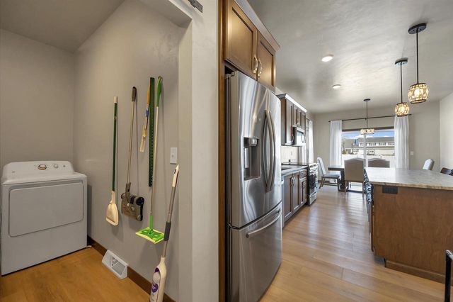 2125 FOX POINT CIRCLE, De Pere, WI 54115