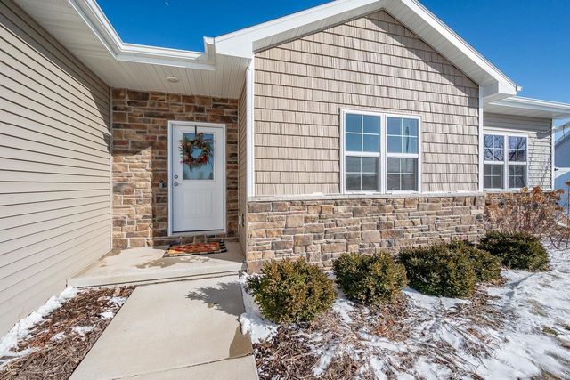 2125 FOX POINT CIRCLE, De Pere, WI 54115