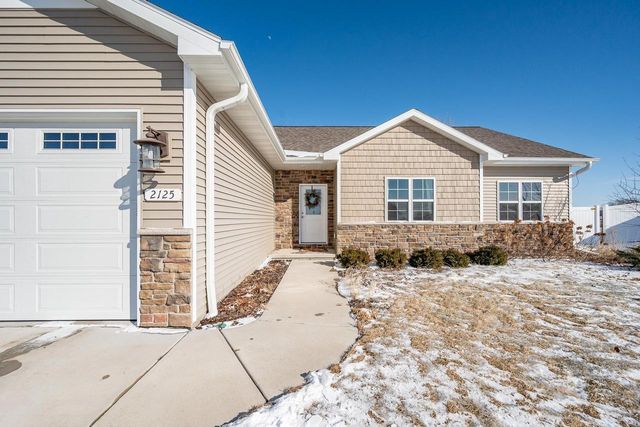 2125 FOX POINT CIRCLE, De Pere, WI 54115