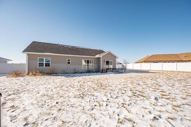 2125 FOX POINT CIRCLE, De Pere, WI 54115