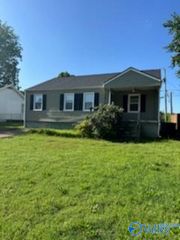 3902 Birch Avenue, Huntsville, AL 35805