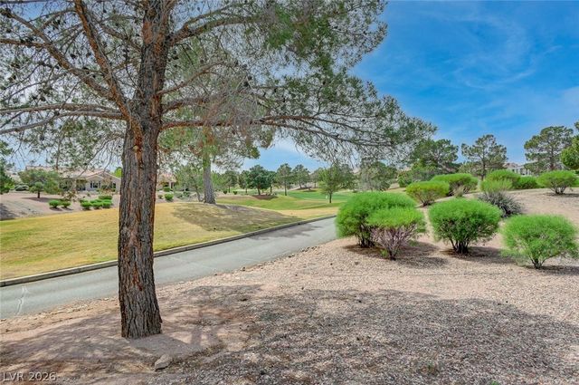 10121 Villa Ridge Drive, Las Vegas, NV 89134