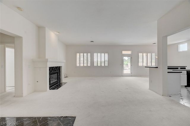 10121 Villa Ridge Drive, Las Vegas, NV 89134