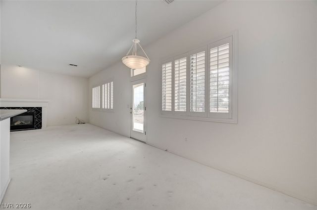 10121 Villa Ridge Drive, Las Vegas, NV 89134