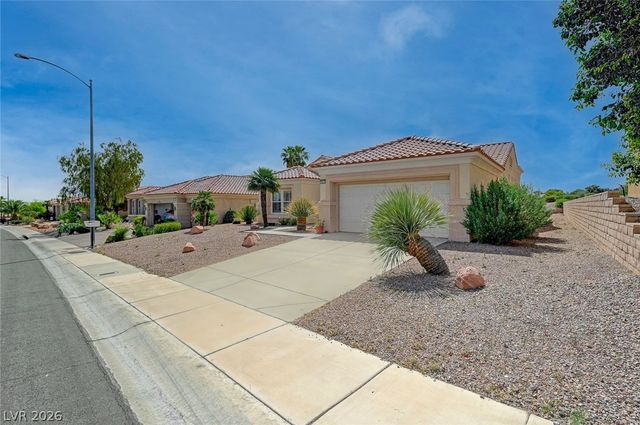 10121 Villa Ridge Drive, Las Vegas, NV 89134