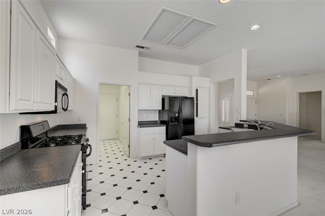 10121 Villa Ridge Drive, Las Vegas, NV 89134