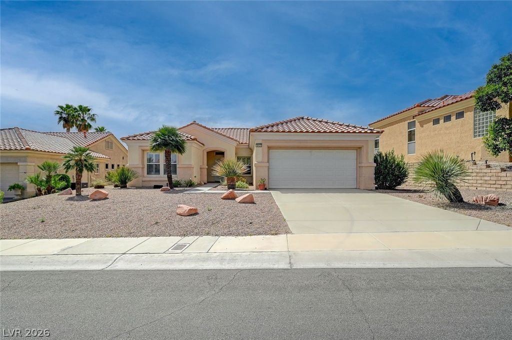 10121 Villa Ridge Drive, Las Vegas, NV 89134