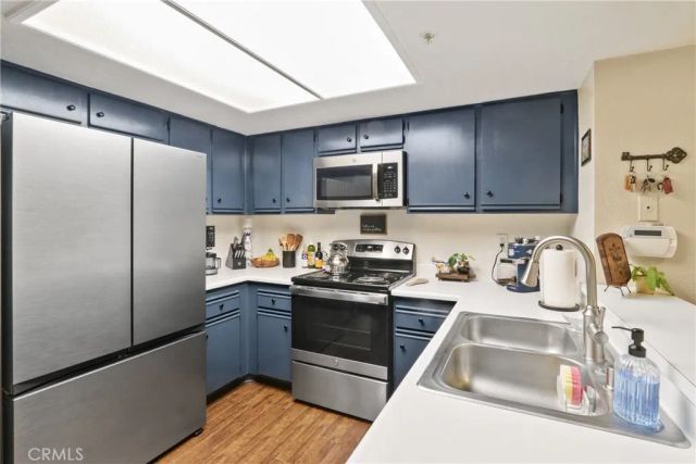 129 N Cross Creek Road North B, Orange, CA 92869