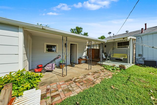 746 Osage Ave, Salina, KS 67401