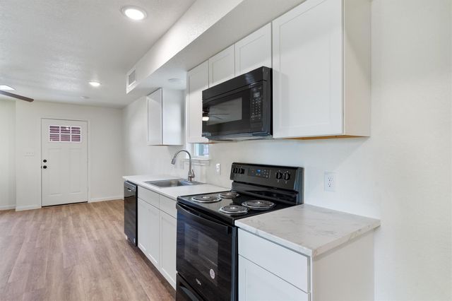 2002 2nd ST 400, Taylor, TX 76574