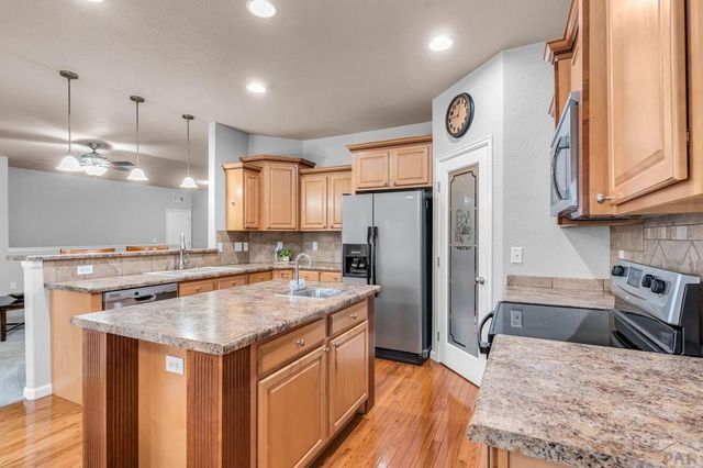 3313 Lions Pride Ln, Pueblo, CO 81005