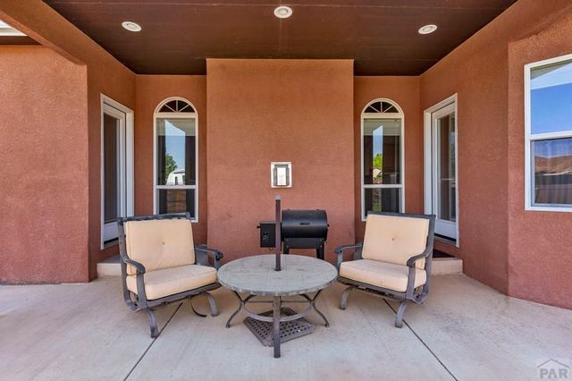 3313 Lions Pride Ln, Pueblo, CO 81005