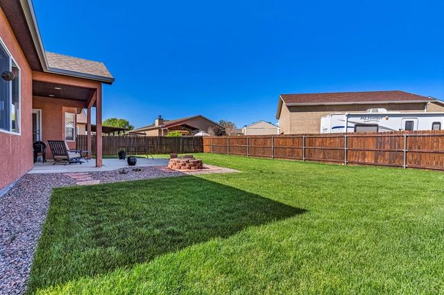 3313 Lions Pride Ln, Pueblo, CO 81005