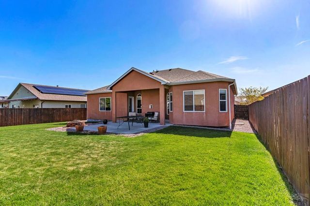 3313 Lions Pride Ln, Pueblo, CO 81005
