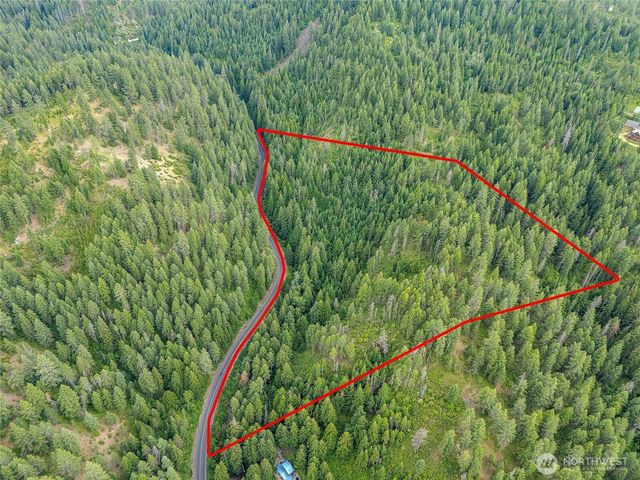 19960 N Mt Spokane Park Dr, Mead, WA 99021
