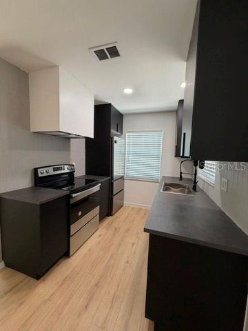 1407 PARK LAKE STREET, Orlando, FL 32803