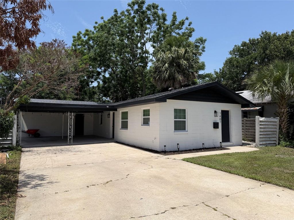1407 PARK LAKE STREET, Orlando, FL 32803