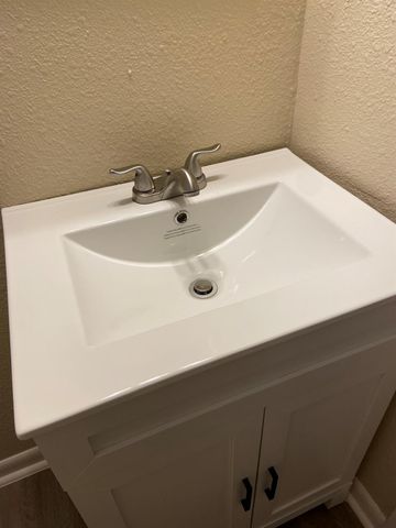 6115 Newquay Street, Houston, TX 77085