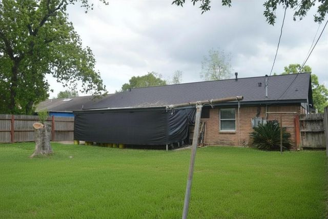 6115 Newquay Street, Houston, TX 77085