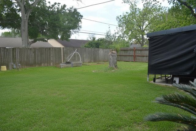 6115 Newquay Street, Houston, TX 77085