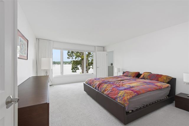 2380 Galaxy Way, Lake Orion, MI 48360