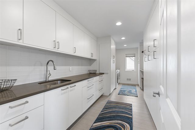 2380 Galaxy Way, Lake Orion, MI 48360