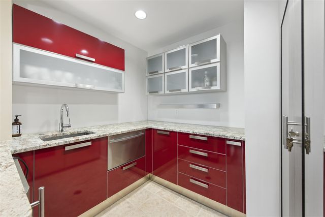 2380 Galaxy Way, Lake Orion, MI 48360