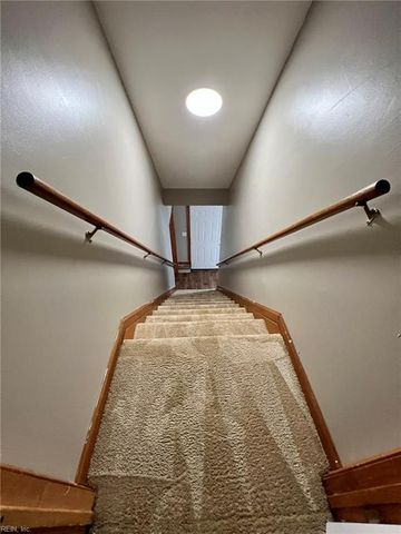 210 Pennsylvania Ave Apt 3, Norfolk, VA 23504