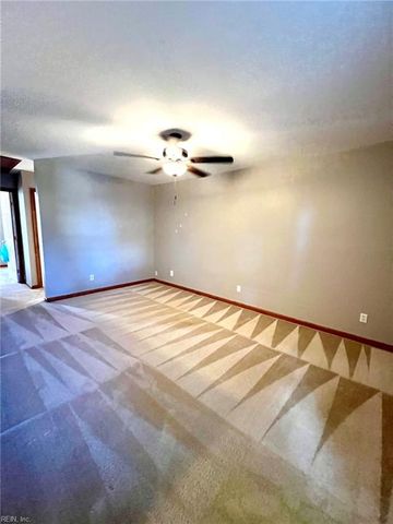 210 Pennsylvania Ave Apt 3, Norfolk, VA 23504