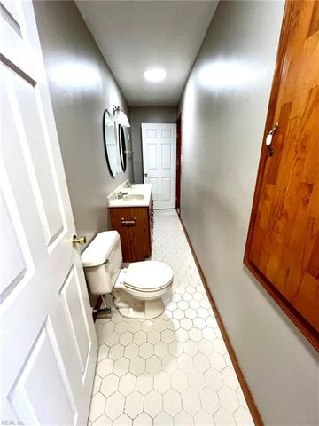 210 Pennsylvania Ave Apt 3, Norfolk, VA 23504