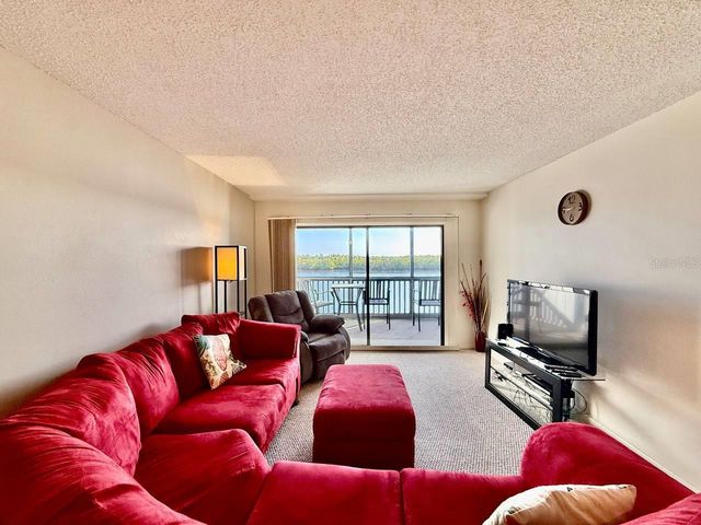 821 BAHIA DEL SOL DRIVE C, Ruskin, FL 33570