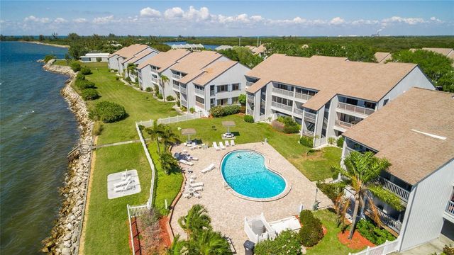 821 BAHIA DEL SOL DRIVE C, Ruskin, FL 33570