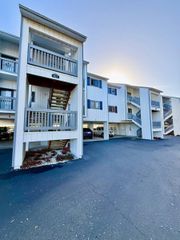 821 BAHIA DEL SOL DRIVE C, Ruskin, FL 33570