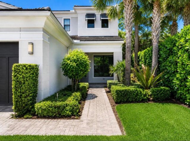 5603 Delacroix Terrace, Palm Beach Gardens, FL 33418