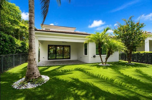 5603 Delacroix Terrace, Palm Beach Gardens, FL 33418