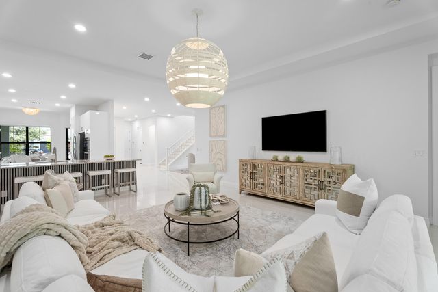 5603 Delacroix Terrace, Palm Beach Gardens, FL 33418